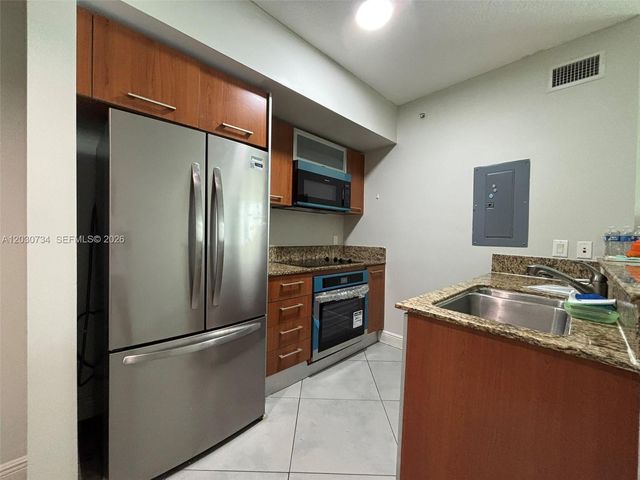 9055 SW 73rd Court 1504, Miami, FL 33156
