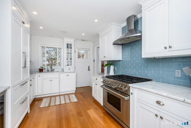 43 Rowayton Avenue, Norwalk, CT 06853