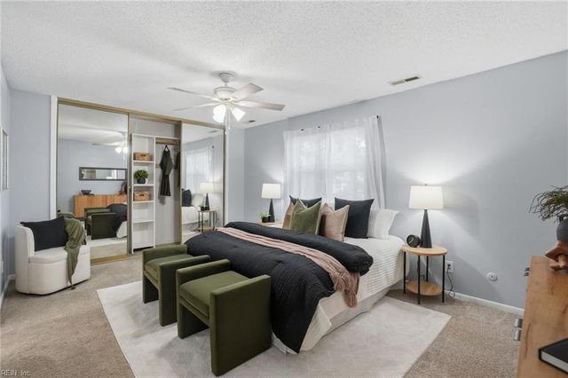 718 Woodbox DR, Virginia Beach, VA 23462