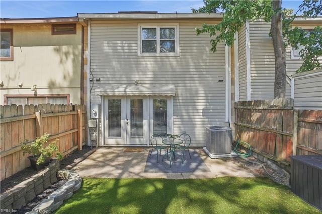 718 Woodbox DR, Virginia Beach, VA 23462