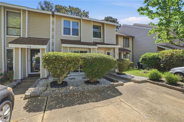 718 Woodbox DR, Virginia Beach, VA 23462