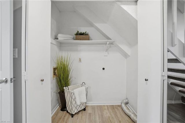 718 Woodbox DR, Virginia Beach, VA 23462