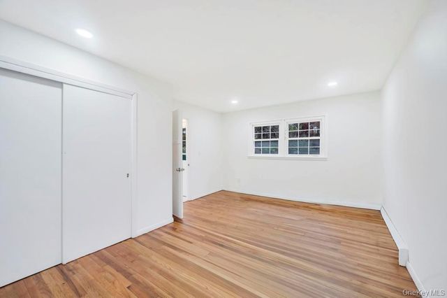 468 Ferndale Boulevard, Islip, NY 11751