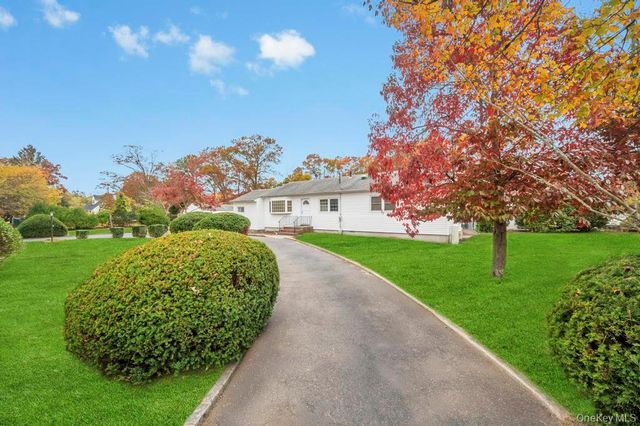 468 Ferndale Boulevard, Islip, NY 11751