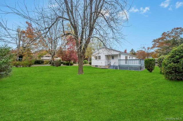 468 Ferndale Boulevard, Islip, NY 11751