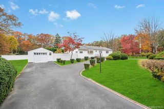 468 Ferndale Boulevard, Islip, NY 11751