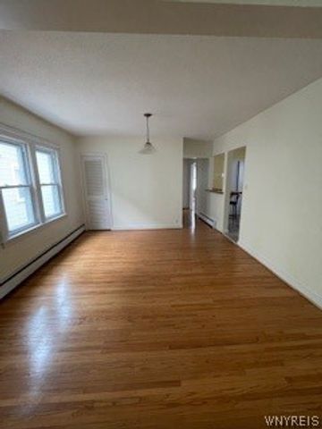 157 Springville Avenue Lower, Amherst, NY 14226