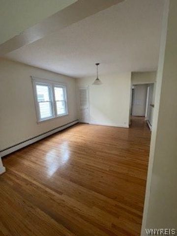 157 Springville Avenue Lower, Amherst, NY 14226