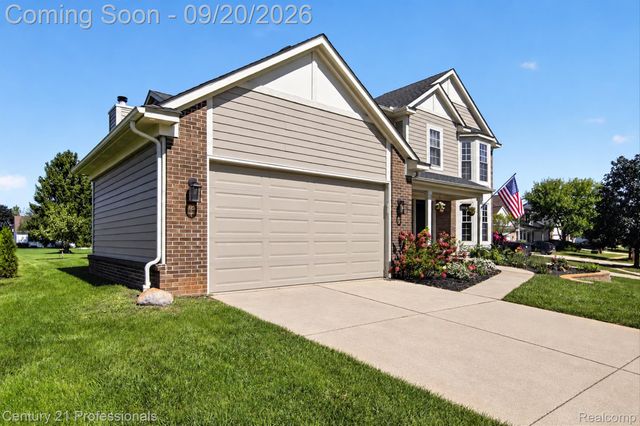 1880 Ayrshire Drive, Commerce Charter Township, MI 48390