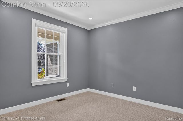 1880 Ayrshire Drive, Commerce Charter Township, MI 48390