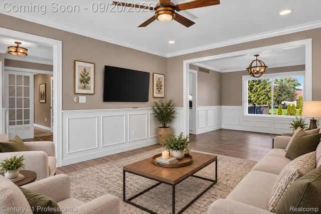 1880 Ayrshire Drive, Commerce Charter Township, MI 48390