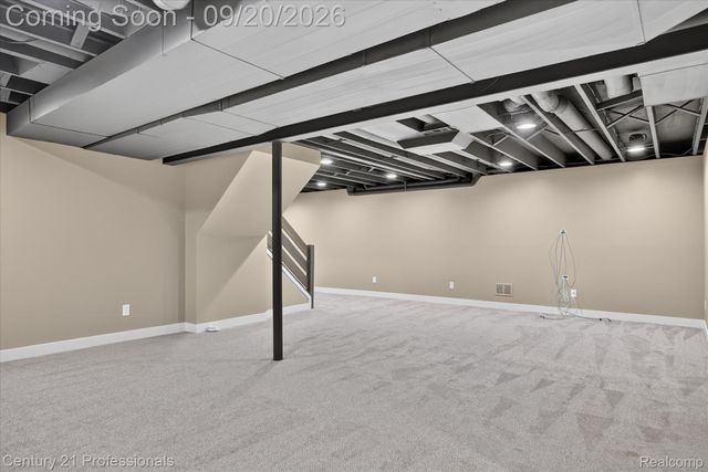 1880 Ayrshire Drive, Commerce Charter Township, MI 48390