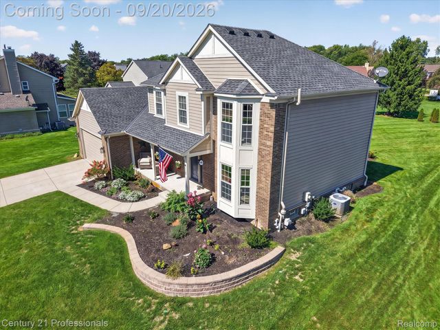 1880 Ayrshire Drive, Commerce Charter Township, MI 48390