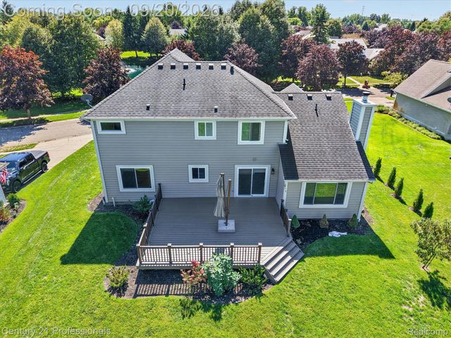 1880 Ayrshire Drive, Commerce Charter Township, MI 48390