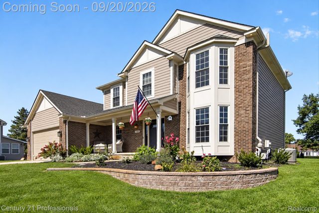 1880 Ayrshire Drive, Commerce Charter Township, MI 48390