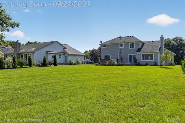 1880 Ayrshire Drive, Commerce Charter Township, MI 48390