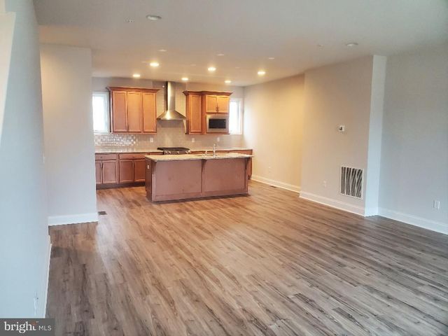 3094 EGRETON RD, Mechanicsburg, PA 17055