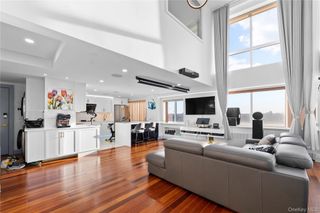 43-18 Main Street 12/14A, Flushing, NY 11355