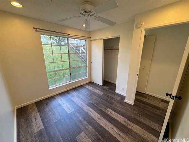 92-1007 Alaa Street 15-105, Kapolei, HI 96707