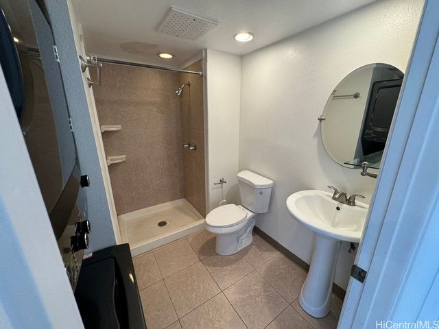 92-1007 Alaa Street 15-105, Kapolei, HI 96707