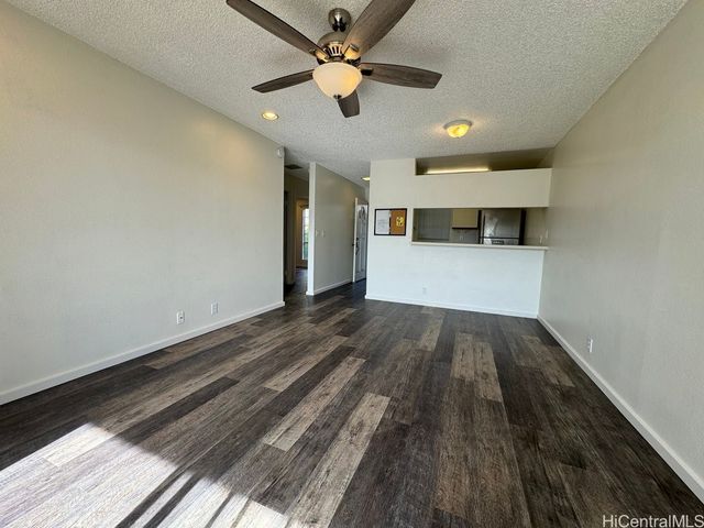 92-1007 Alaa Street 15-105, Kapolei, HI 96707