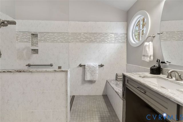 6001 Dominion Fairways Pl, Glen Allen, VA 23059