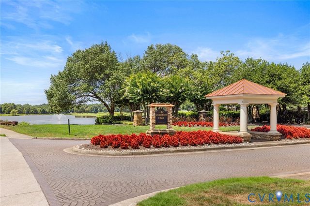 6001 Dominion Fairways Pl, Glen Allen, VA 23059