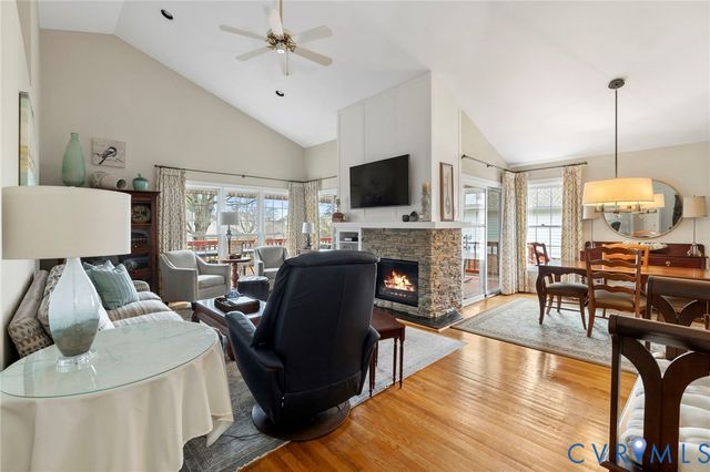 6001 Dominion Fairways Pl, Glen Allen, VA 23059