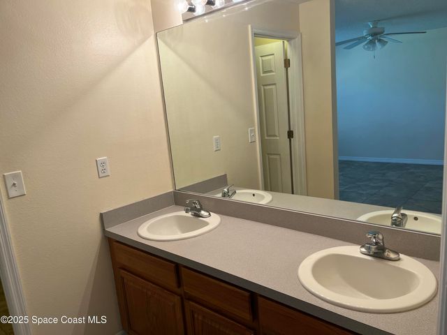 911 Le Baron Street SW, Palm Bay, FL 32908