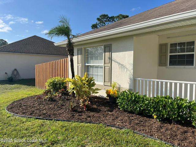 911 Le Baron Street SW, Palm Bay, FL 32908