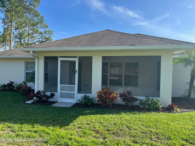 911 Le Baron Street SW, Palm Bay, FL 32908