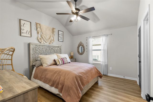 440 Brinkley Drive, Saginaw, TX 76179