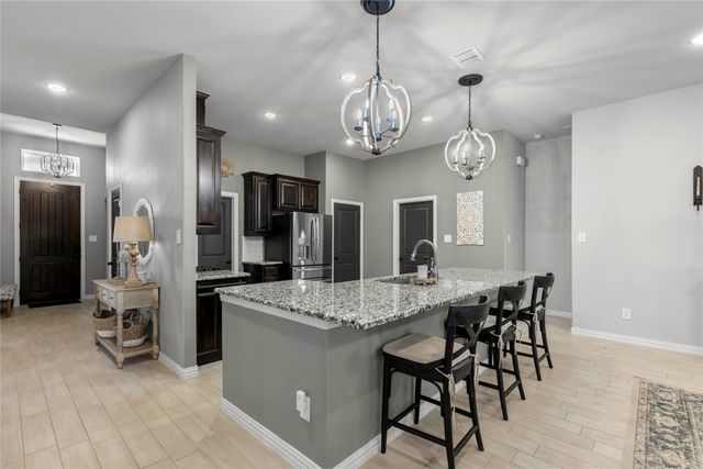 440 Brinkley Drive, Saginaw, TX 76179