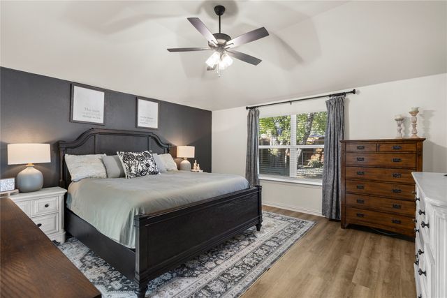 440 Brinkley Drive, Saginaw, TX 76179