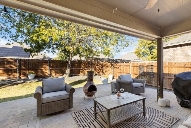 440 Brinkley Drive, Saginaw, TX 76179