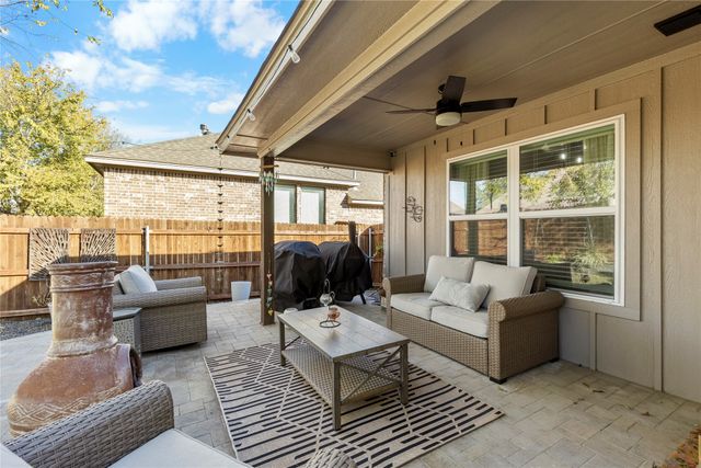 440 Brinkley Drive, Saginaw, TX 76179