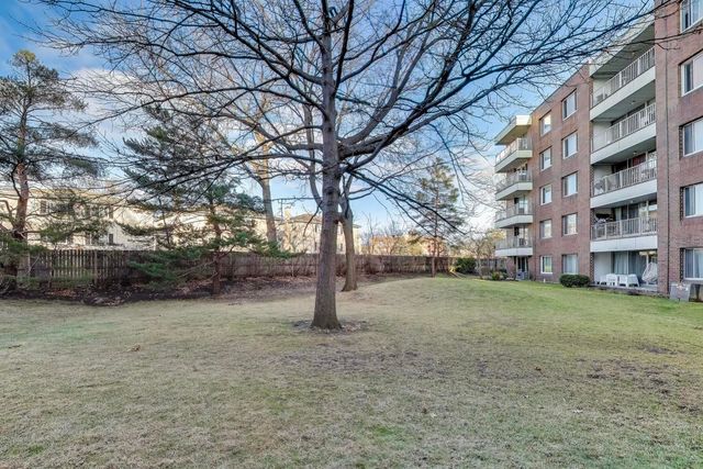 4000 TRIUMVERA Drive 508, Glenview, IL 60025