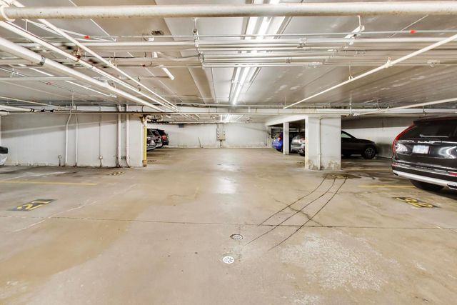 4000 TRIUMVERA Drive 508, Glenview, IL 60025