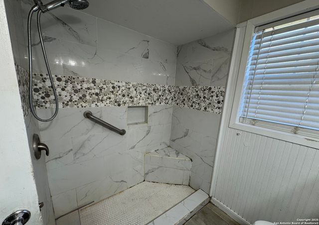 391 Quentin, San Antonio, TX 78201