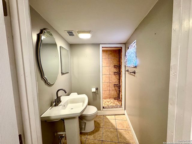 391 Quentin, San Antonio, TX 78201