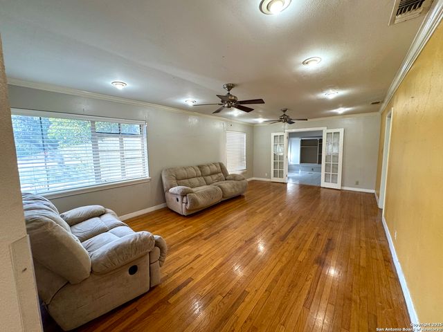 391 Quentin, San Antonio, TX 78201