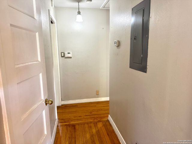 391 Quentin, San Antonio, TX 78201