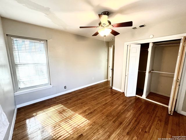 391 Quentin, San Antonio, TX 78201