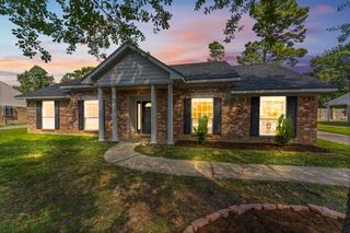 28710 Savannah Drive, Shenandoah, TX 77381