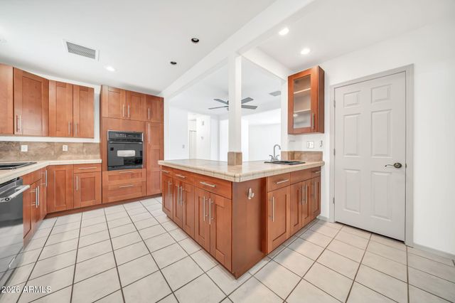 4539 N 10TH Avenue, Phoenix, AZ 85013