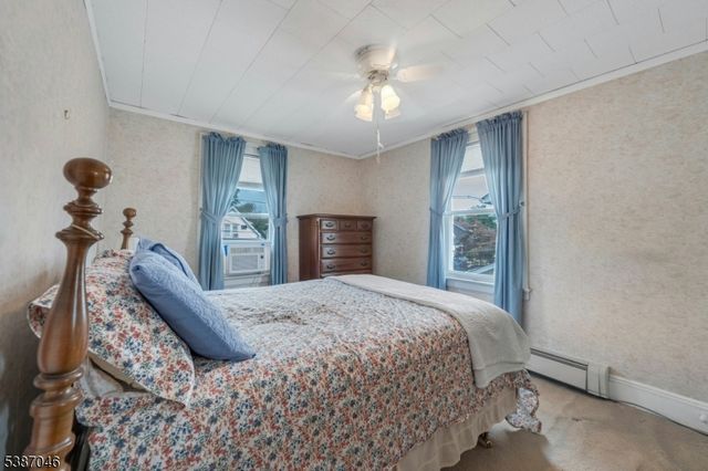 138 Fern Ave, Lyndhurst Twp., NJ 07071