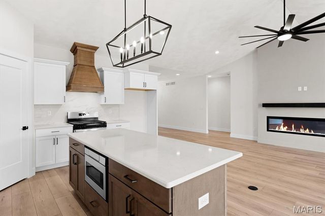 605 Tea Olive Blvd, O'fallon, IL 62269