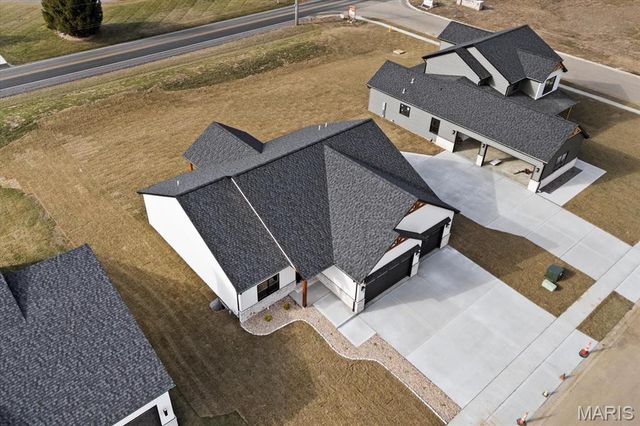 605 Tea Olive Blvd, O'fallon, IL 62269