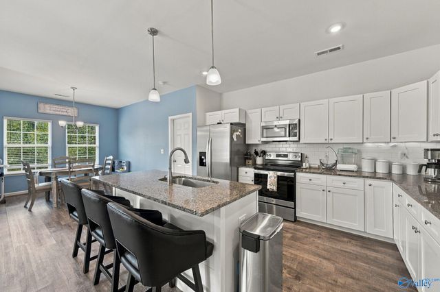 647 County Road 1615, Cullman, AL 35058