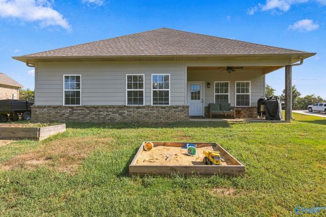 647 County Road 1615, Cullman, AL 35058